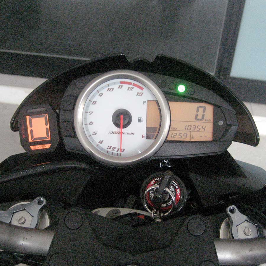 Geartronic² Ganganzeige mit Schaltblitz Hintergrundfarbe Montagebeispiel