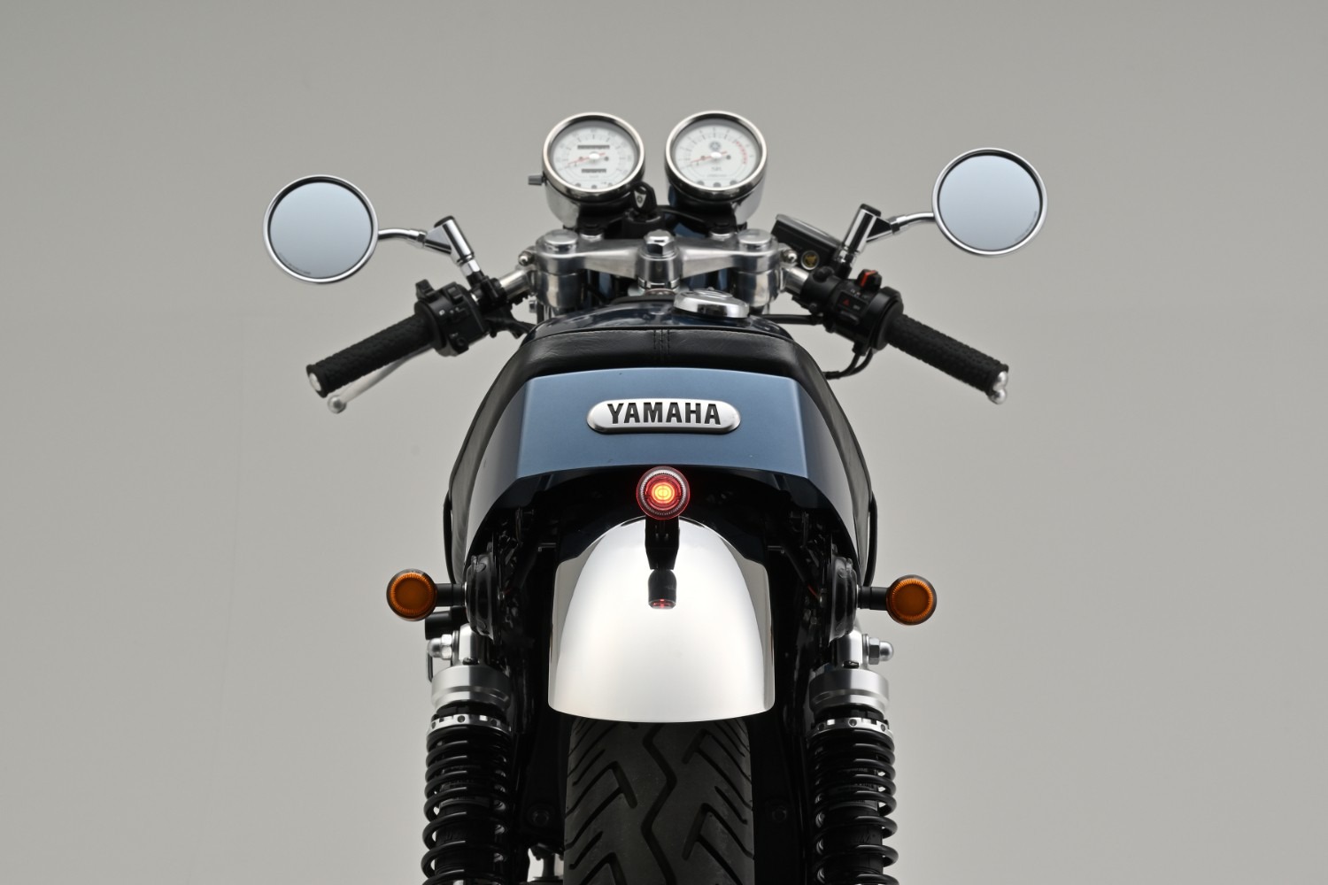 Rücklicht des D-Tail LED Rücklicht mit einstellbarer Befestigung und e-Prüfzeichen, schwarz