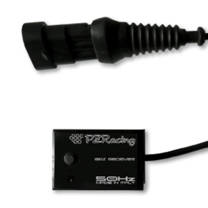 Desmotronic GPS-Empfänger für den Laptimer im Ducati-Originalcockpit