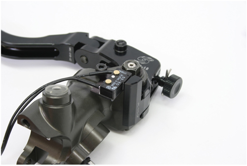 Gale Speed Bremslichtschalter für VRE, VRD und VRC Bremspumpen 19 x 19 und 19 x 20 montiert