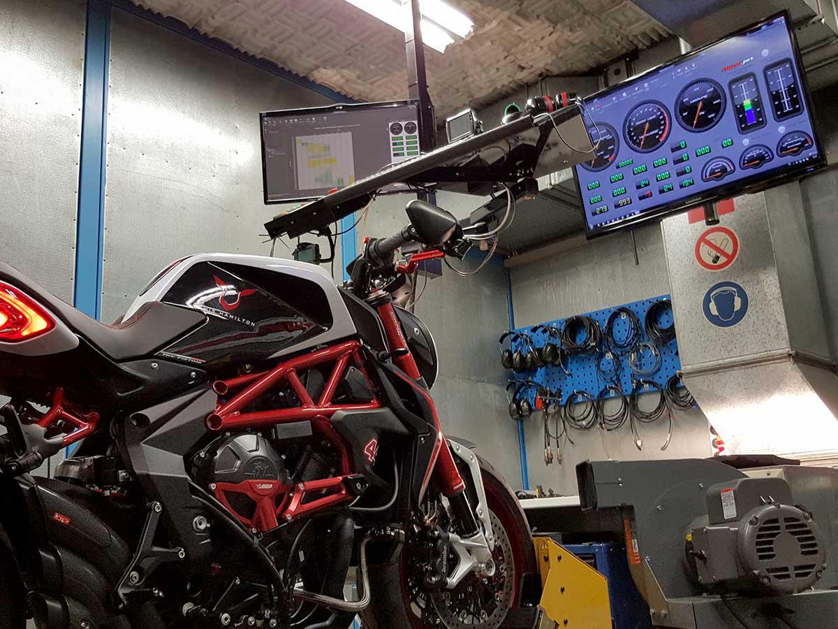 Abstimmungsarbeiten mit dem Dynojet 250ix Leistungsprüfstand